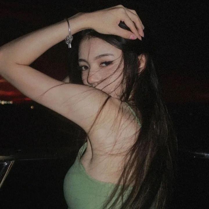 女摄青鬼游埠